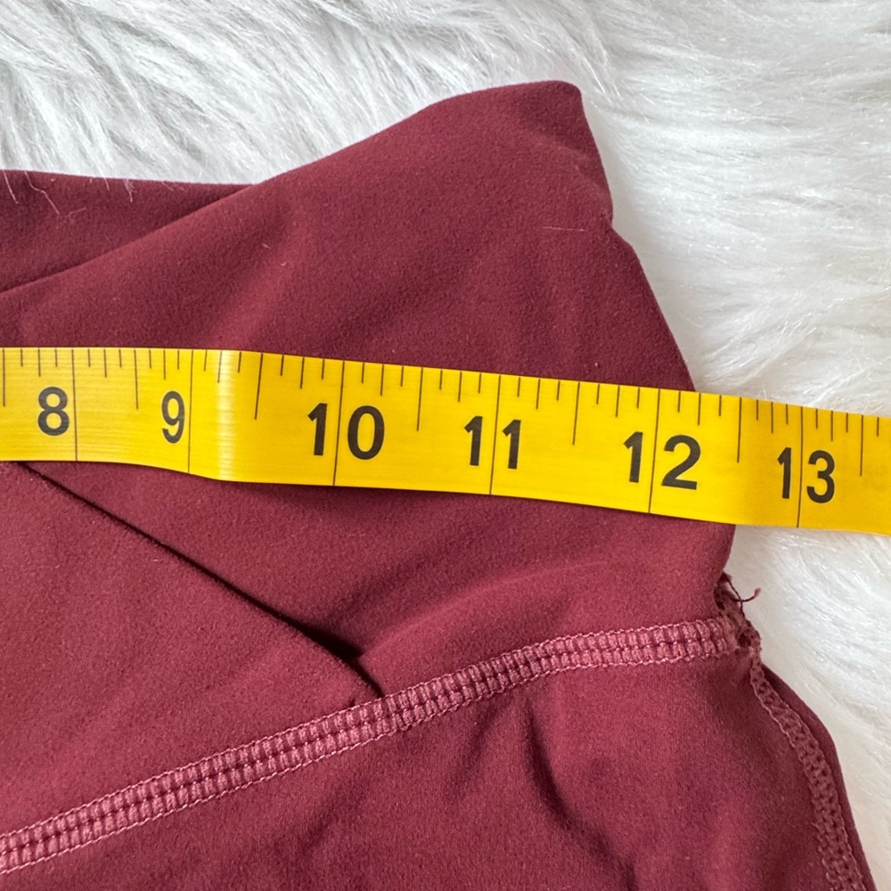 Sunzel Size M Cross Over biker shorts in “wine” color - Picture 7 of 7
